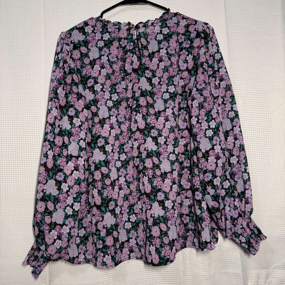 Scoop Smocked Floral Blouse S Purple Long Sleeve Keyhole Back - Picture 2 of 4